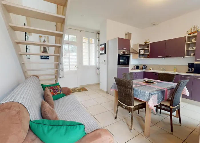 De La アパート サン・ジル・クロワ・ド・ヴィ