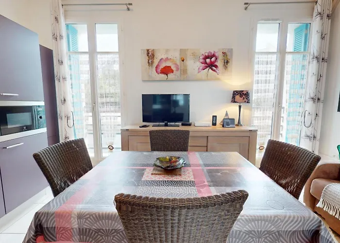 De La アパート *